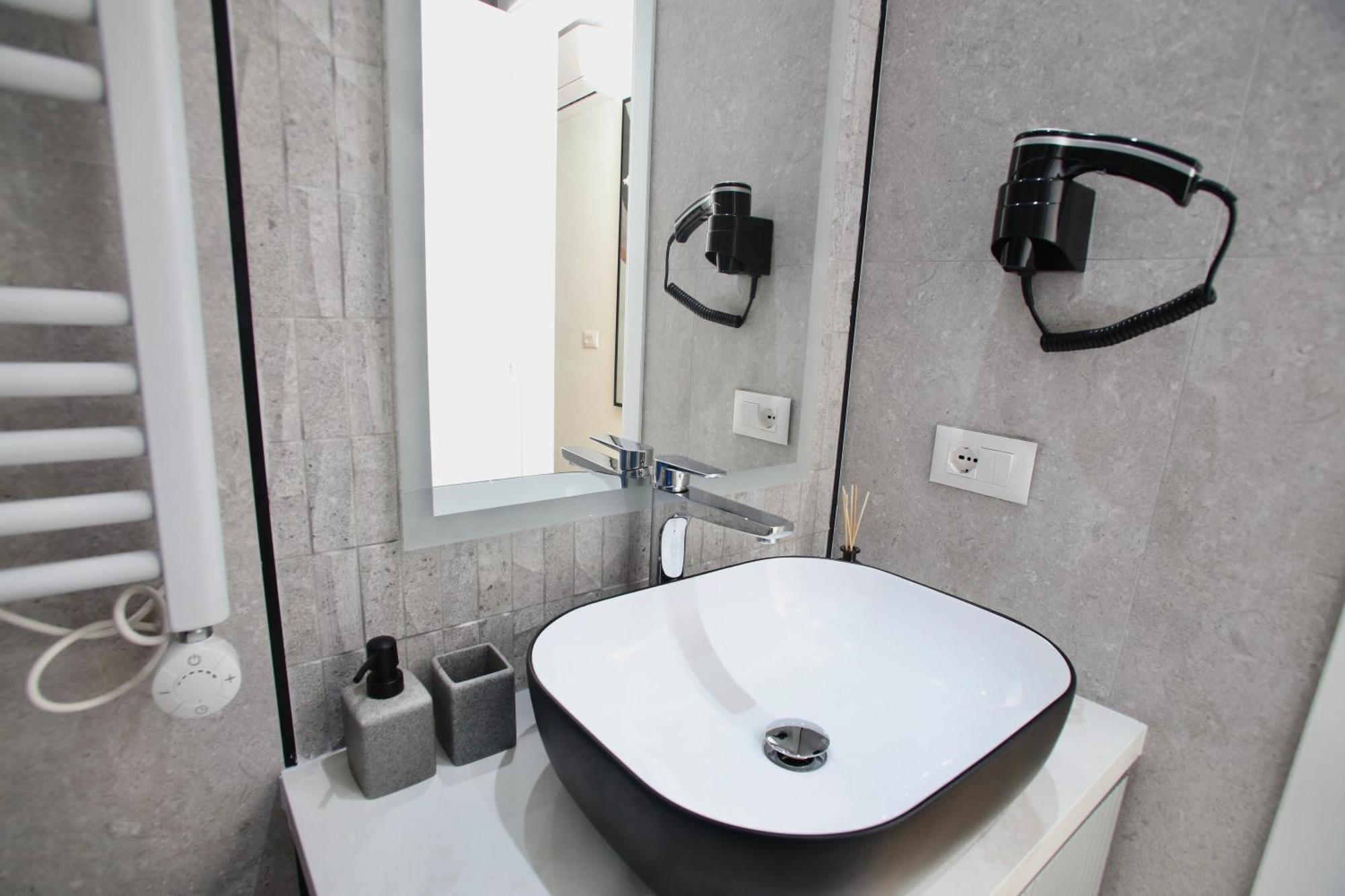 Luxurious Cozy Seaview Apartment Dıraç Dış mekan fotoğraf